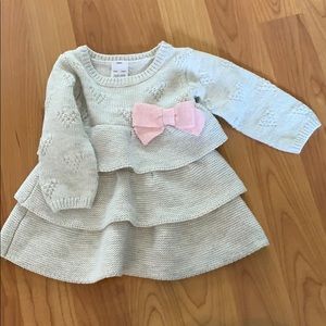 Carter’s newborn 0-3 months sweater dress